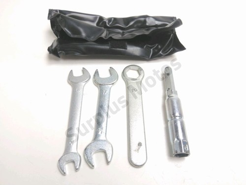 Trousse outil honda crf 1100 - trousse,